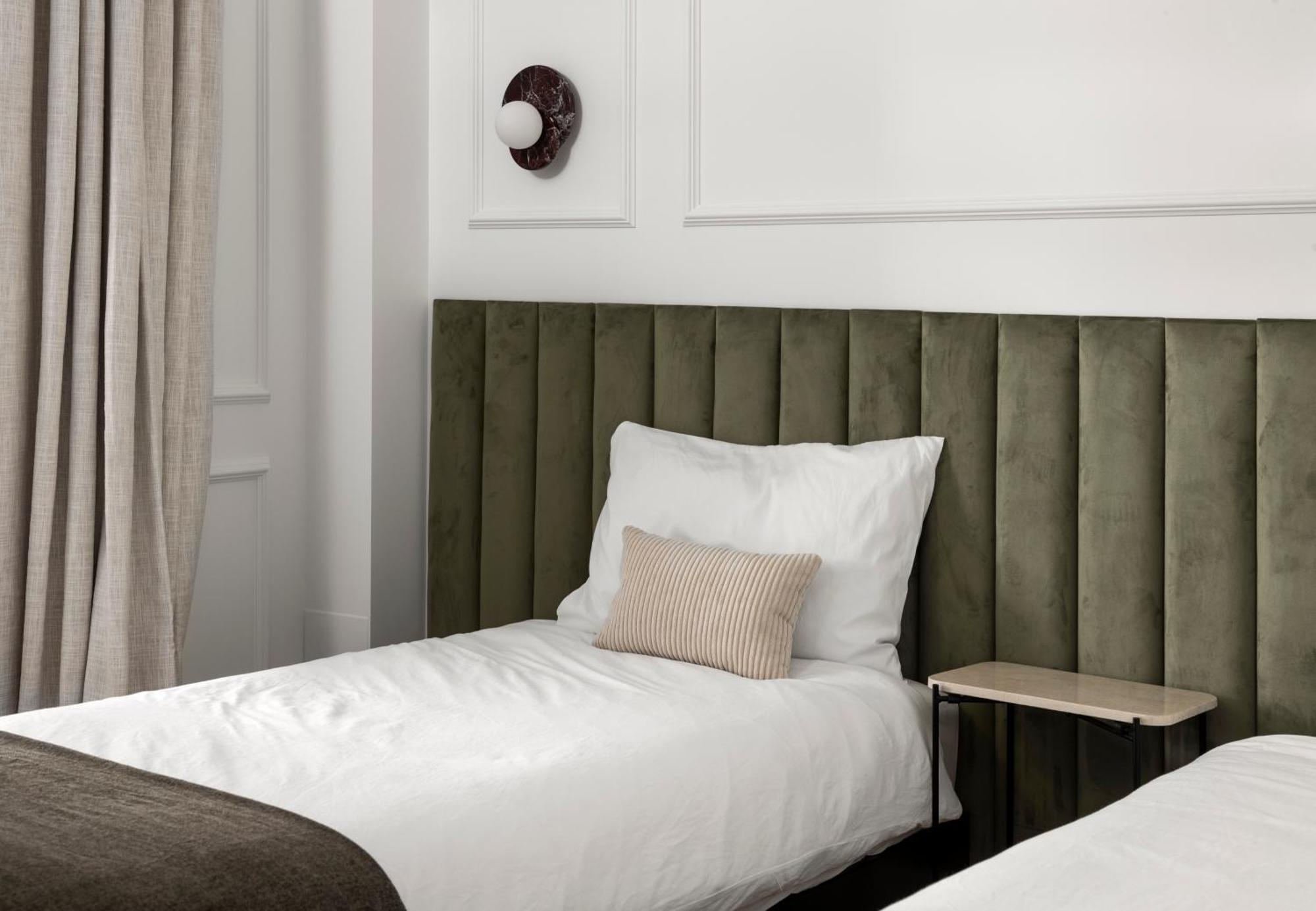 Designer Floor Sleeps 8 Peaceful Elevator Fiber Wifi, Balcony Nice
