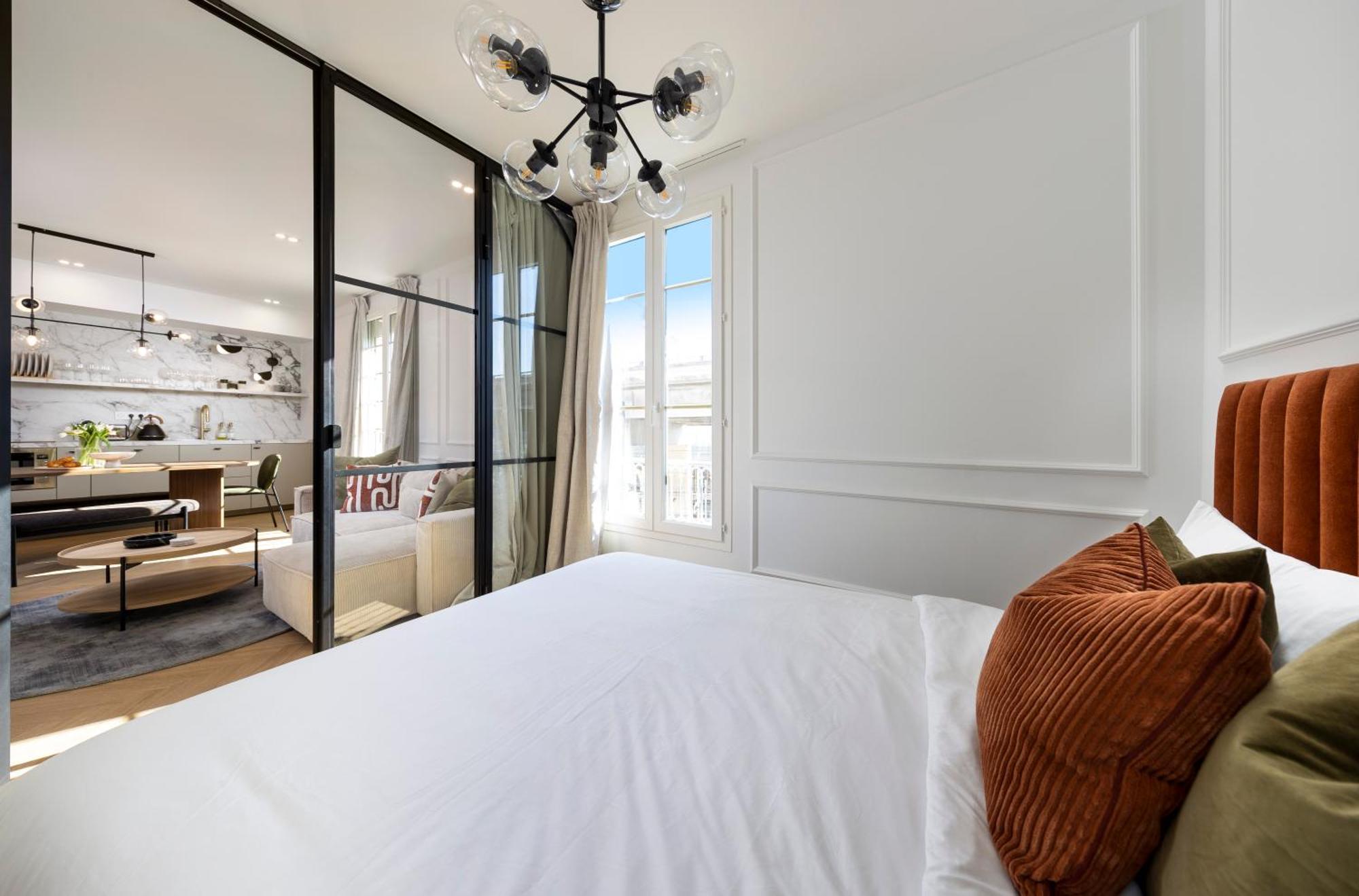 Designer Floor Sleeps 8 Peaceful Elevator Fiber Wifi, Balcony Appartement Nice